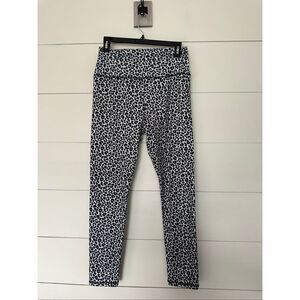 Jala Women’s Medium White Black Pull on Ankle Pants Animal Leopard Print